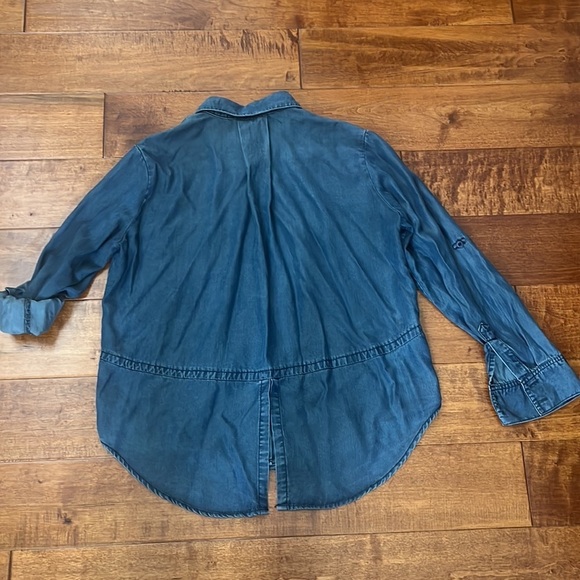 Saks  Fifth Avenue button down shirt Size M - Picture 3 of 10